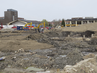 907216 Gezicht op de start van de bouwwerkzaamheden voor het Project Zijdebalen aan de Zeedijk te Utrecht.